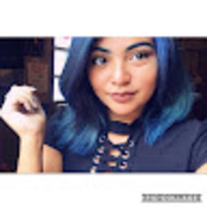 Meet your Posher, Mia